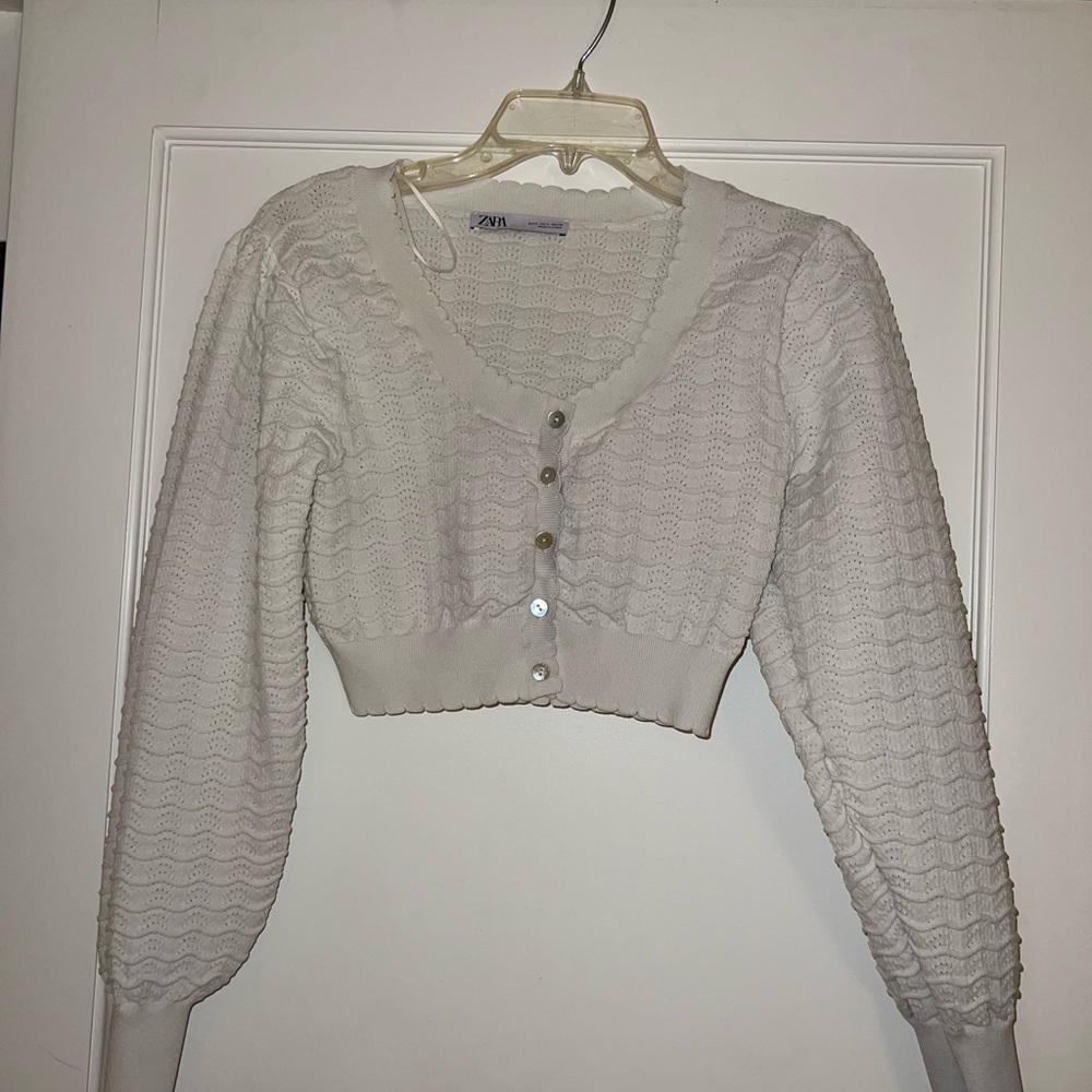 Zara Cropped White Knit Cardigan